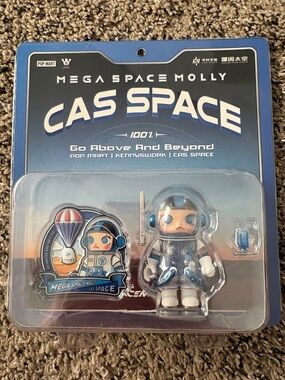 POP MART NWT Mega Space Molly Cas Space 100% Kennyswork